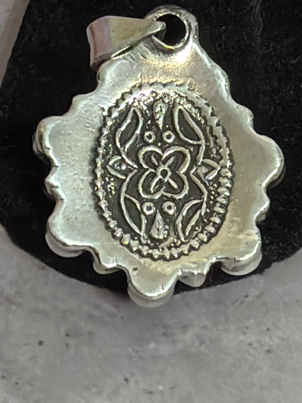 Reversible Pendant