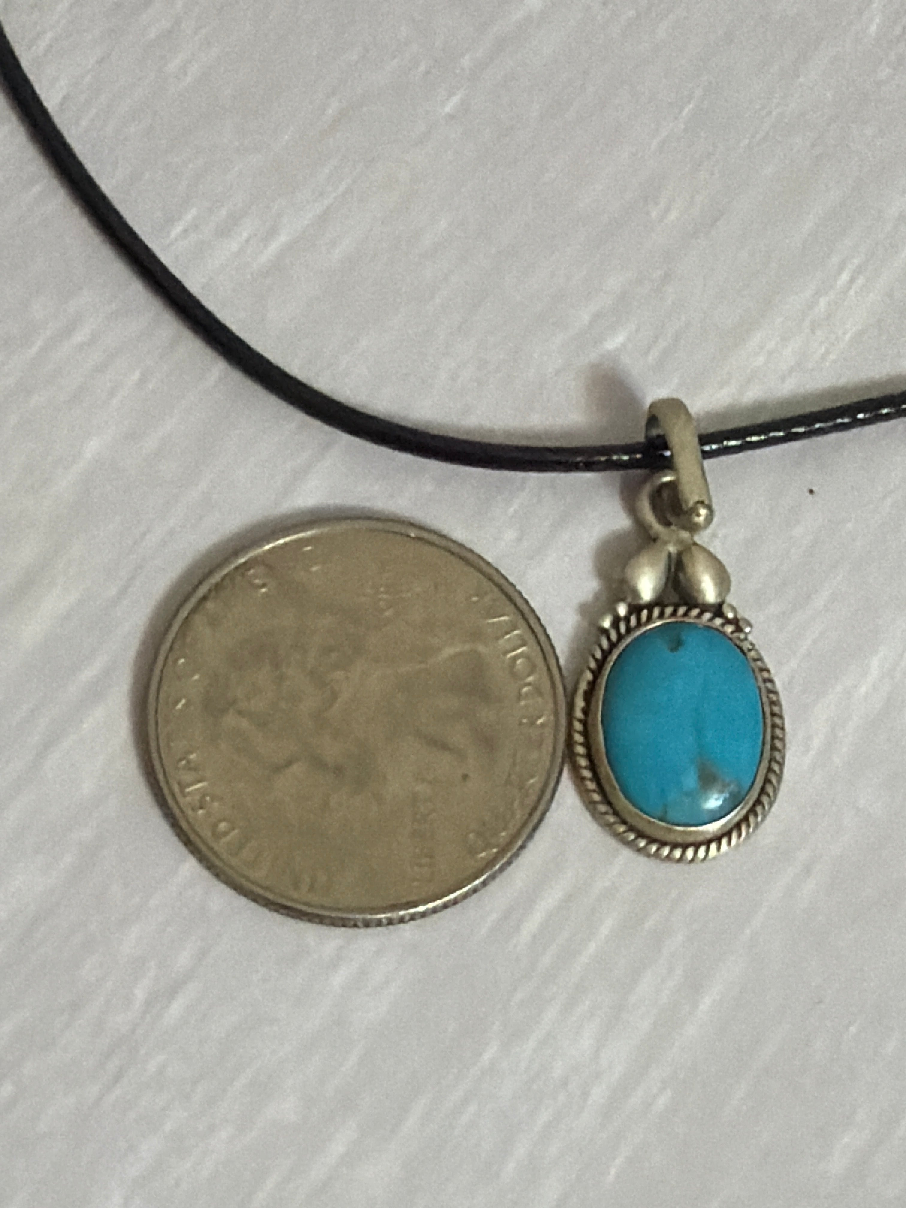 Small turquoise pendant