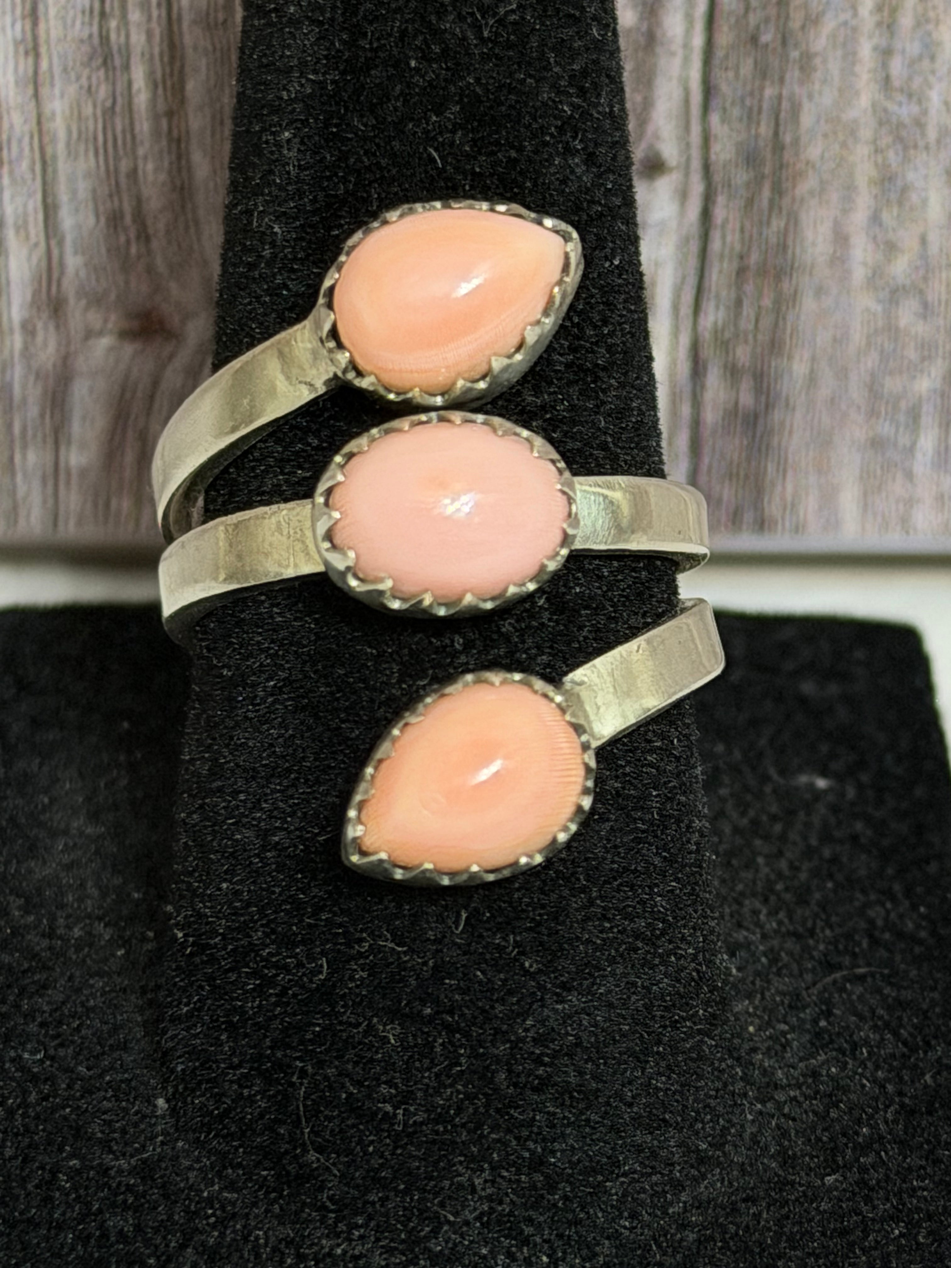 Pink Conch 3 Stone