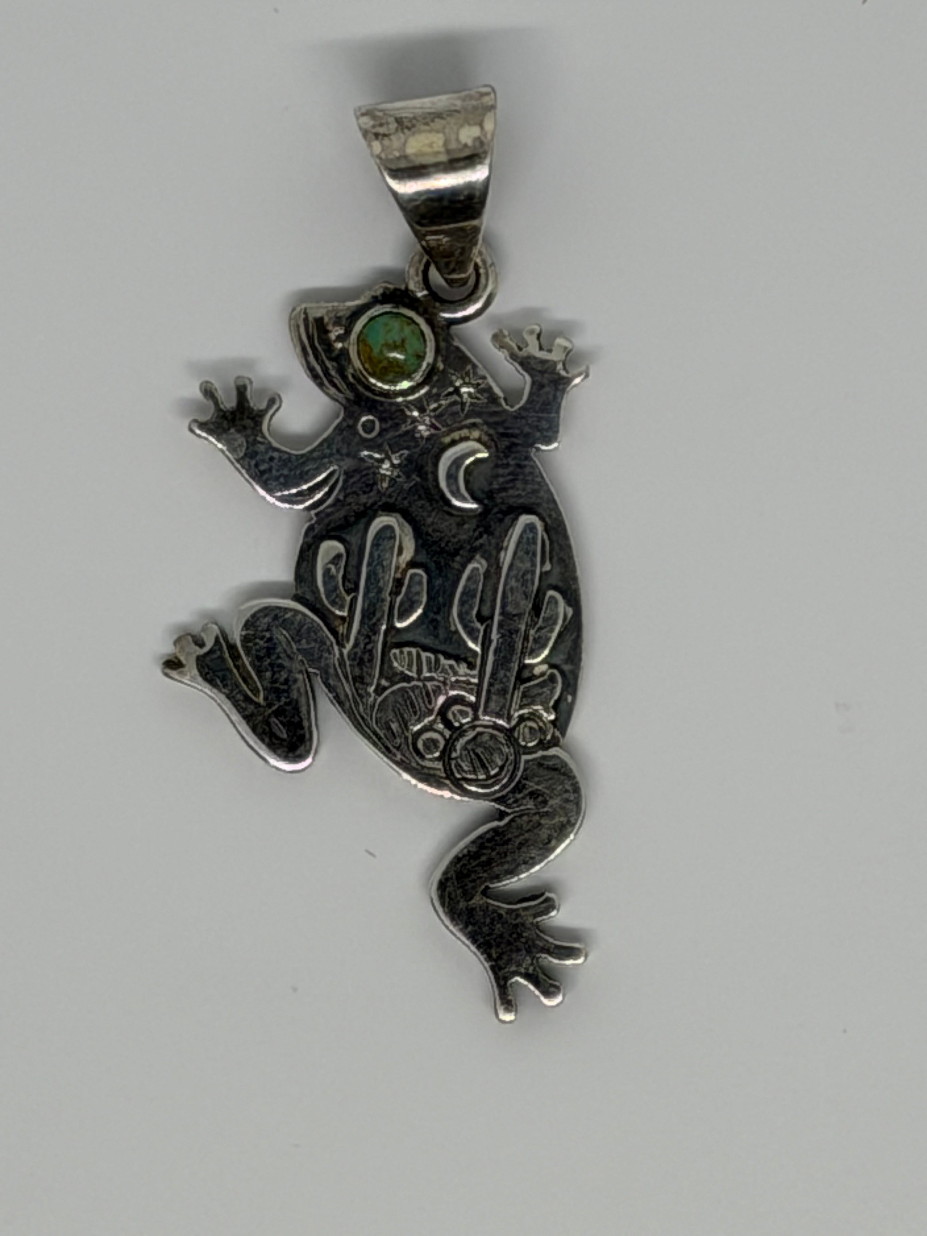 Frog Pendant 🐸