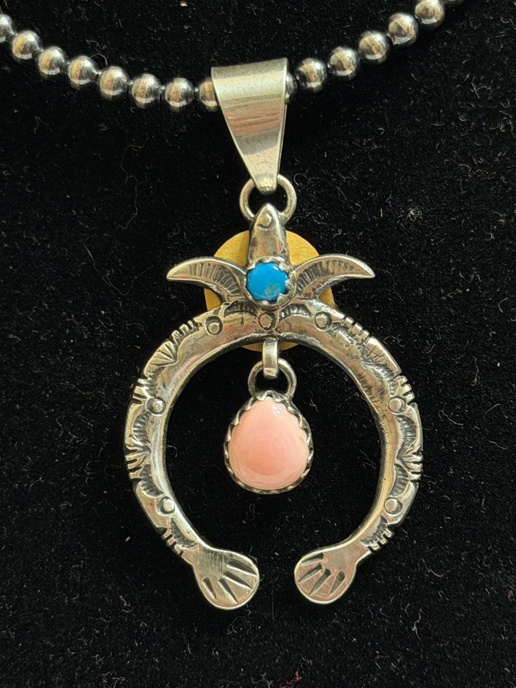 Naja Pendant