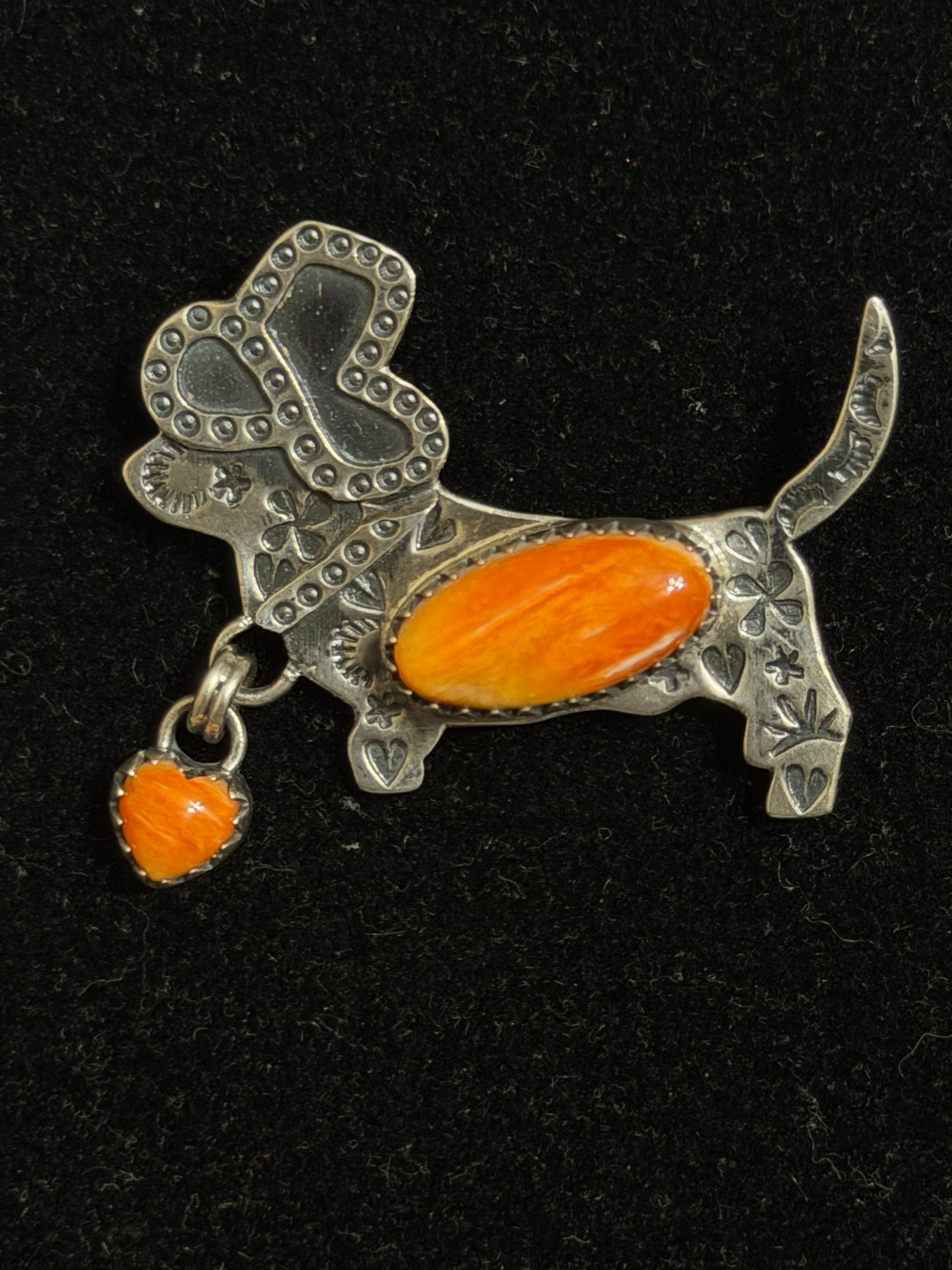 Weeny Dog w/Cowboy Hat Pendant