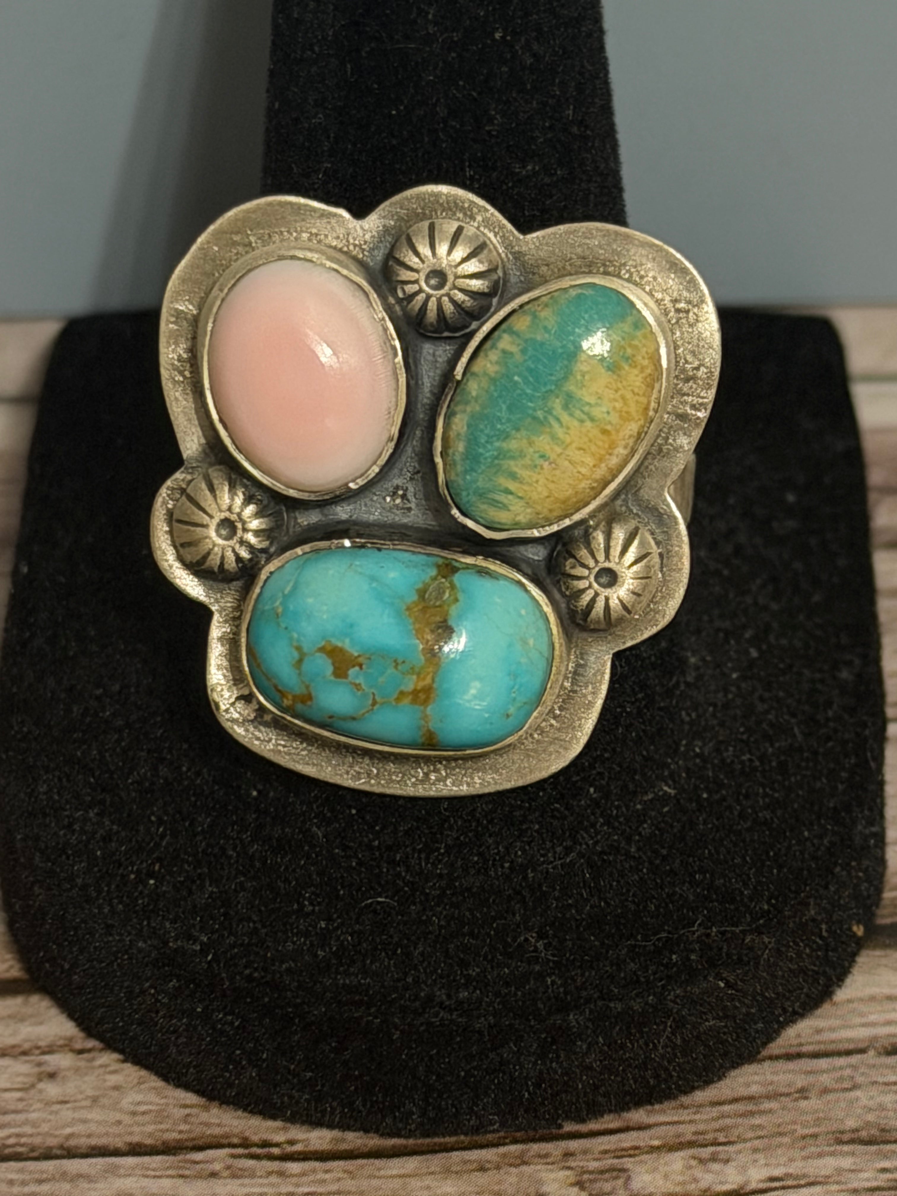 Pink conch and turquoise ring